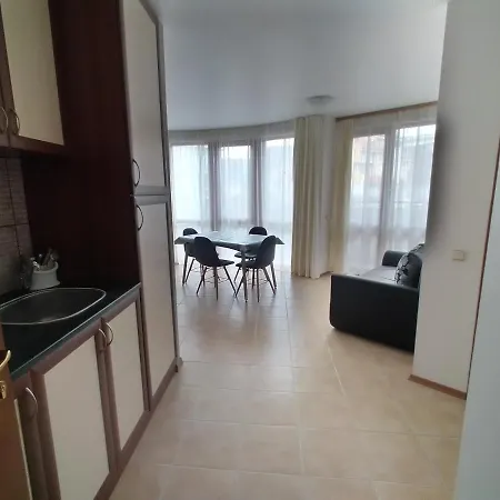 Apartament Апартамент Съни