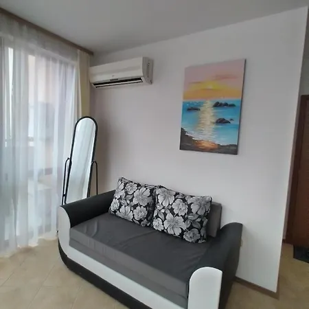 Apartament Апартамент Съни *